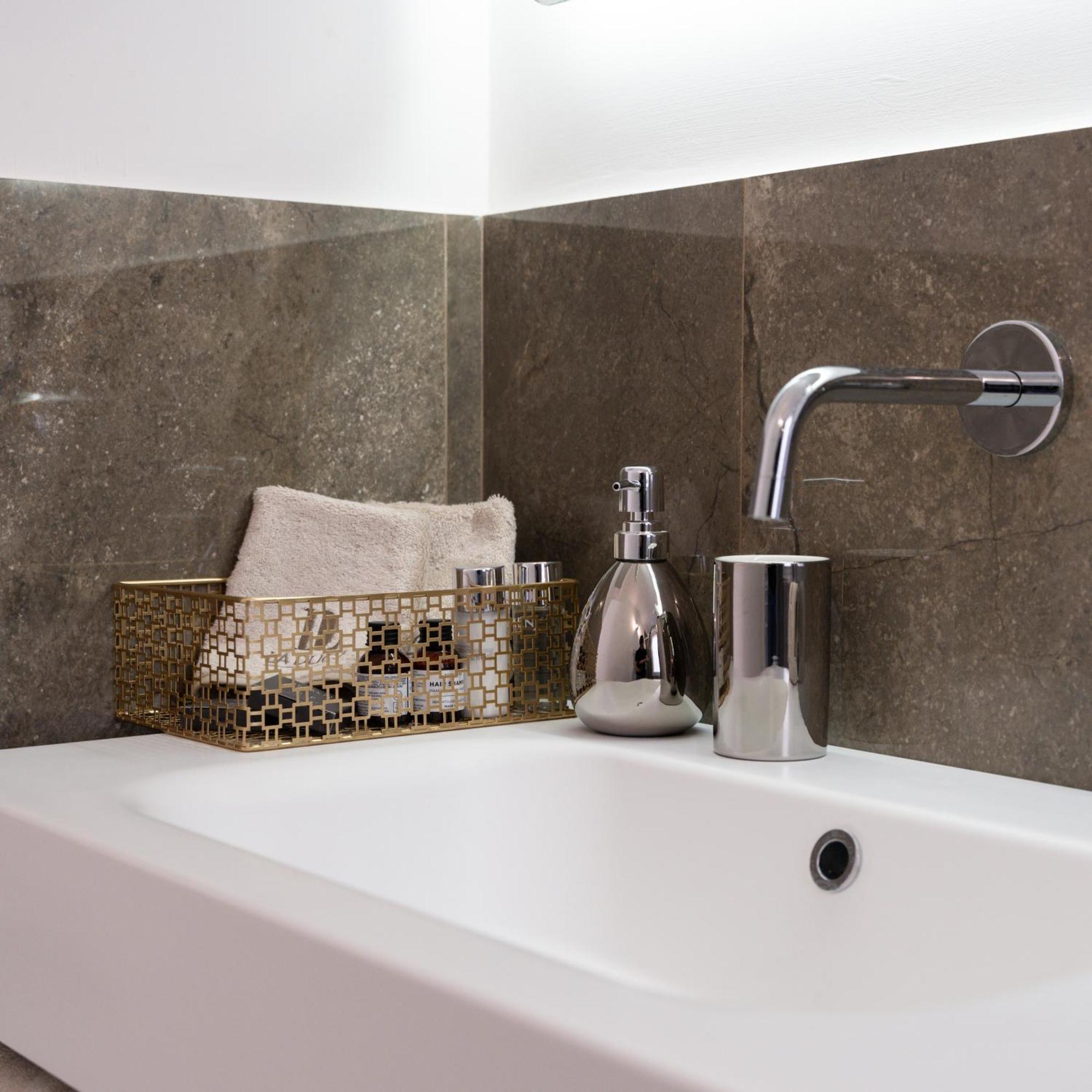 La Duca Suites & Apartments 巴勒莫 外观 照片